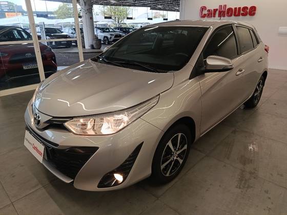 TOYOTA YARIS 1.5 16V FLEX XS MULTIDRIVE TOYOTA YARIS 1.5 16V FLEX XS MULTIDRIVE